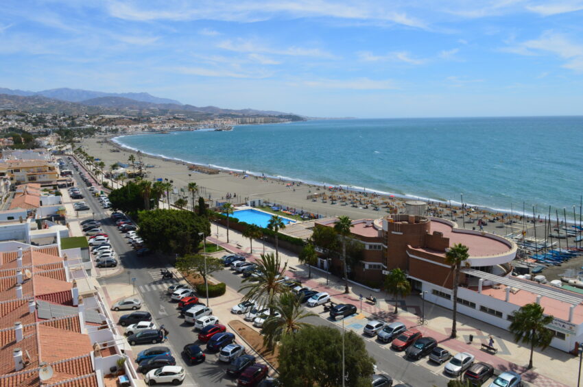 Piso en 1ª línea del mar **Octubre a Mayo**